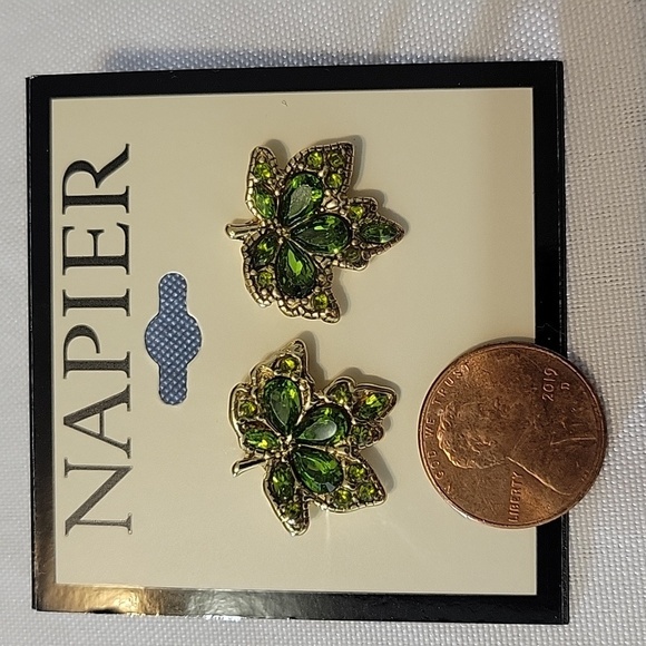 Napier Gold Tone Autumn Spiced Fall Leaf Earrings - Picture 4 of 4